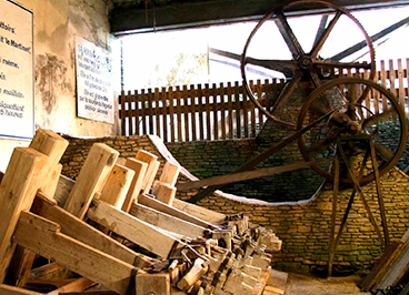 Le moulin de Brousse, événement en lien avec la programmation de la Biennale du livre d'artiste de Rodez